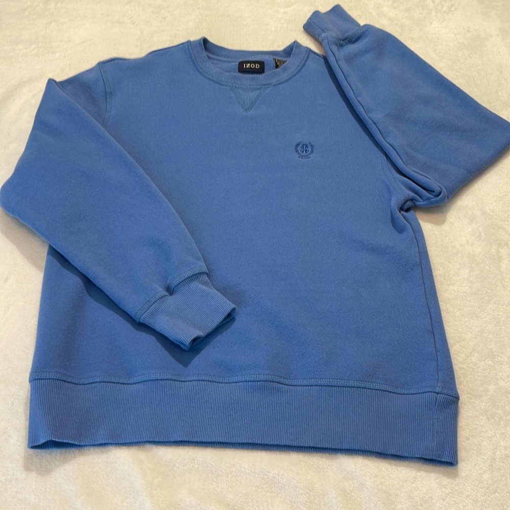 IZOD PULLOVER SWEATSHIRT MENS SIZE SMALL. BLUE